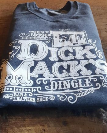 Dick Mack's Pub Long Sleeved Jumper / T-shirt